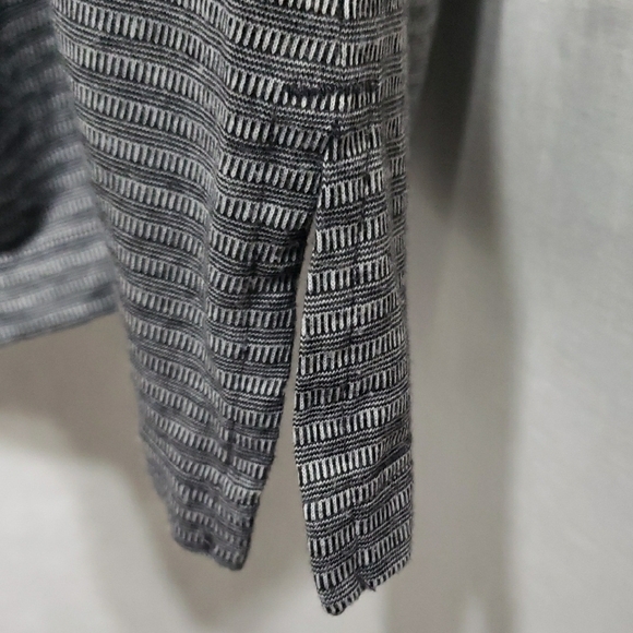 Athletic Works Charcoal Monochrome Striped; Sleeveless; Muscle Tee Size L NWOT - Picture 4 of 8